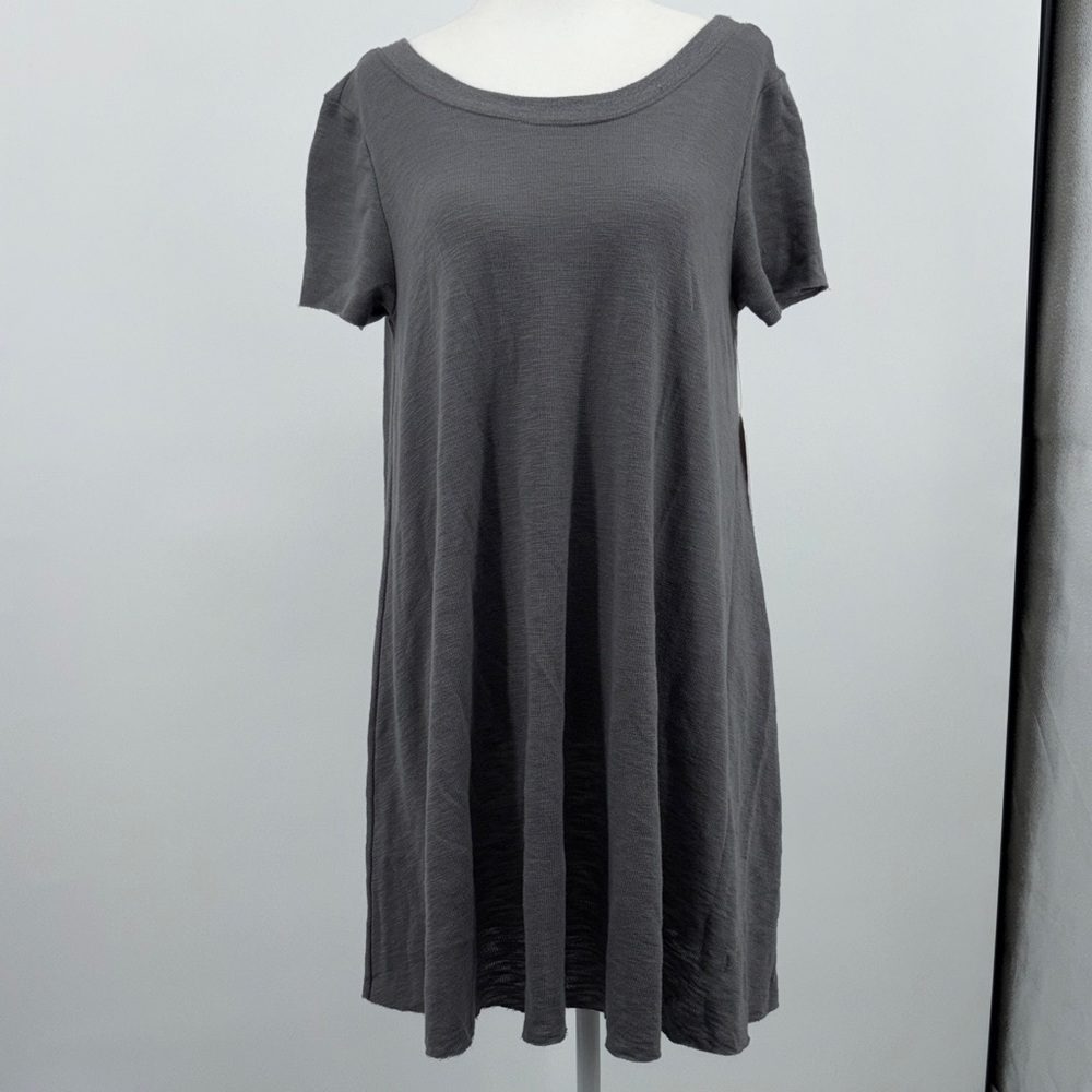 Altar’d State Charcoal Gray Short Sleeve Raw Hem Dress, Size Small